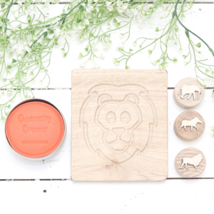 *EXCLUSIVE DESIGN* Safari Lion Oak Sensory Board