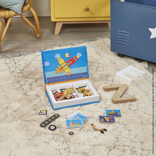 Janod Racers Magnetic Book - Image 5