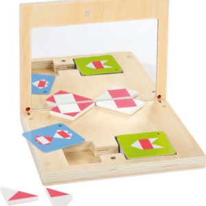 Small Foot Symmetry Game with Mirror